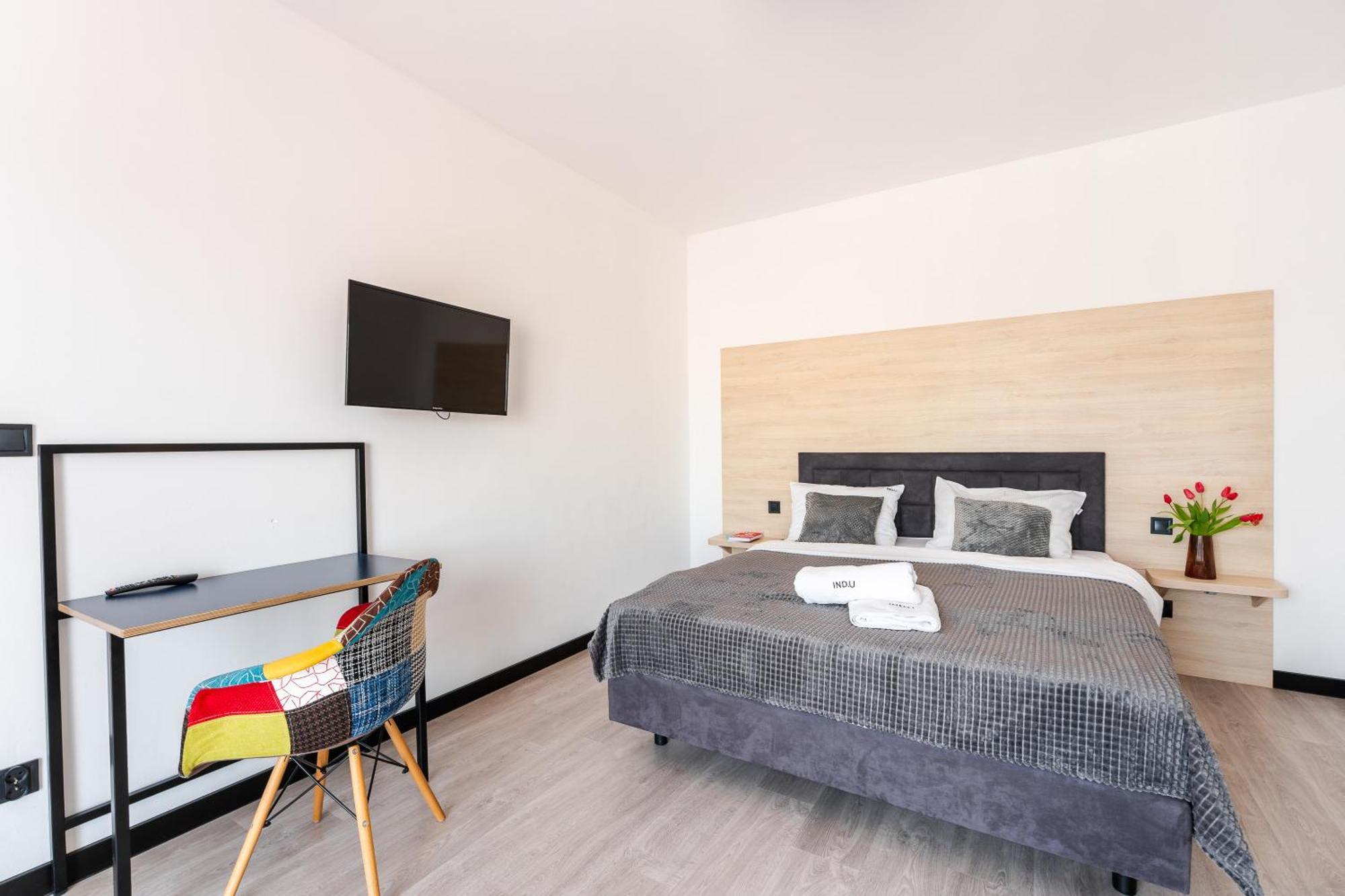 Ind.u Aparthotel *